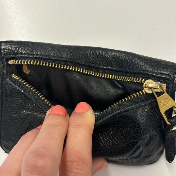 Louis Vuitton Black Leather Card Key Holder - Picture 6 of 11